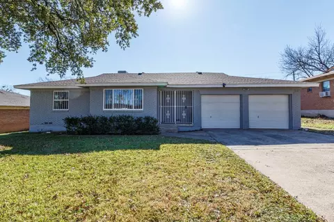 1530 Caravan Trl, Dallas, TX 75241