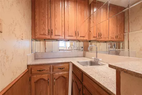 3906 Castle Dr, Rowlett, TX 75089 photo 4