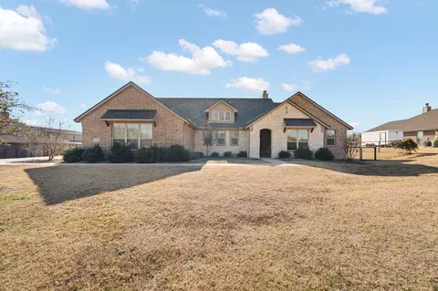 1128 Highland Rd, Springtown, TX 76082