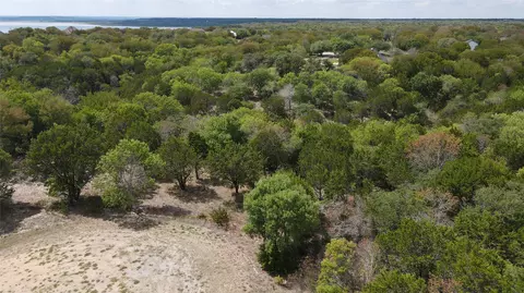 3027 Hillside Ct, Whitney, TX 76692