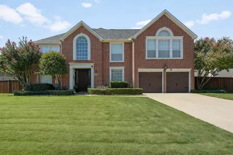 1937 Bear Run Dr, Grapevine, TX 76051