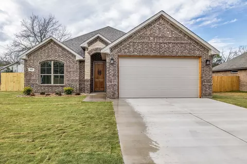 603 Madison St, Cleburne, TX 76033
