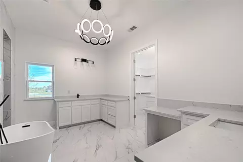 Bath - 3611 Jacks Loop, Midlothian, TX 76065 photo 2 of 6
