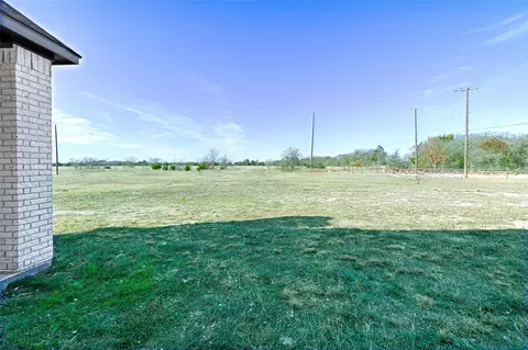 Exterior - 3611 Jacks Loop, Midlothian, TX 76065 photo 3 of 4