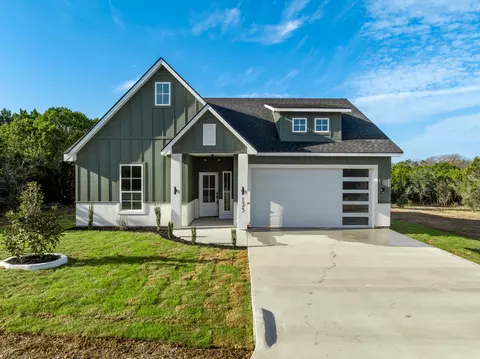 125 Hill Shadow Ln, Whitney, TX 76692