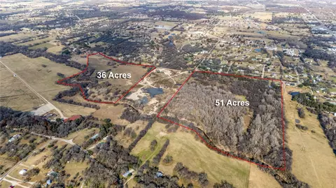 1620 W Timberlake St #E, Reno, TX 76020