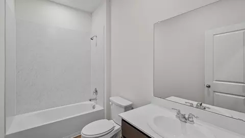 3303 Spaulding Dr, Paris, TX 75460