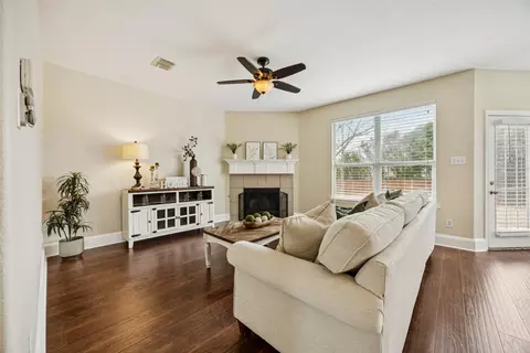 1528 Syracuse Dr, Van Alstyne, TX 75495