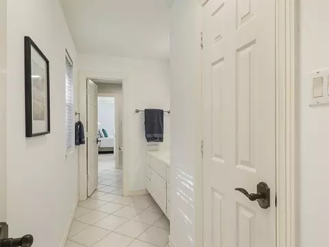 Entry Way - 723 Bent Tree Ct, Coppell, TX 75019 photo 2 of 2
