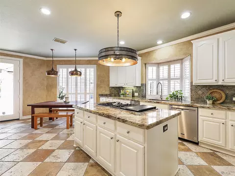 Kitchen - 723 Bent Tree Ct, Coppell, TX 75019 photo 1 of 4
