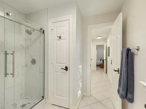 Bath - 723 Bent Tree Ct, Coppell, TX 75019 photo 5 of 6