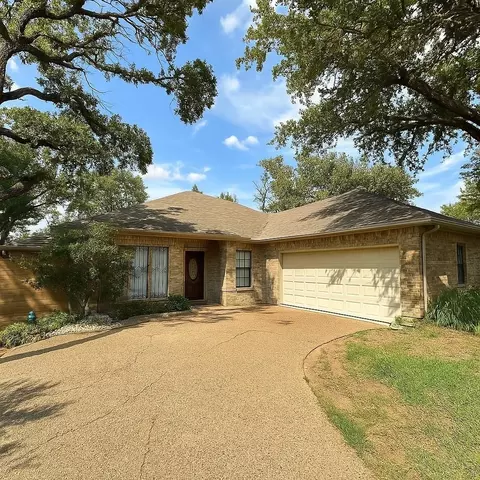 2909 Gainesborough Dr, Dallas, TX 75287