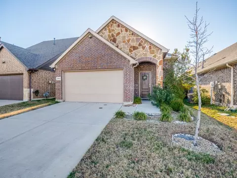 2804 Lenham Ln, Forney, TX 75126