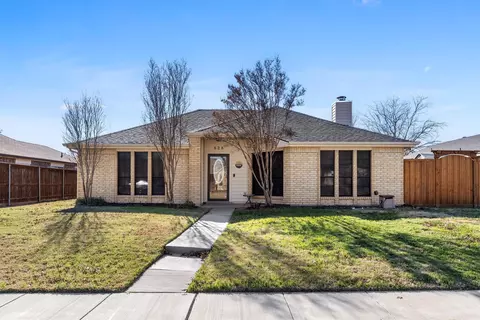 828 Arbor Downs Dr, Plano, TX 75023