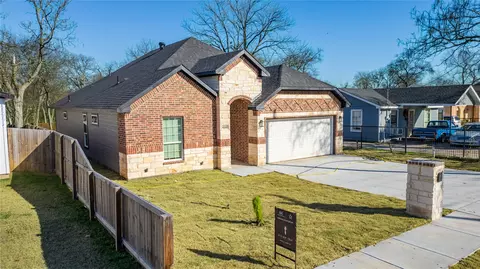 4218 Easter Ave, Dallas, TX 75216