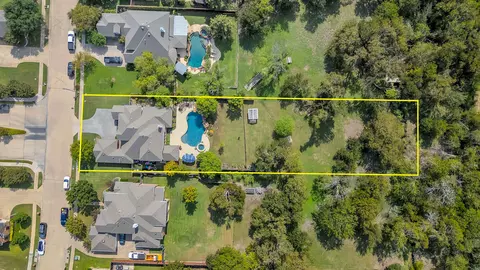 6621 Bradford Estates Dr, Sachse, TX 75048