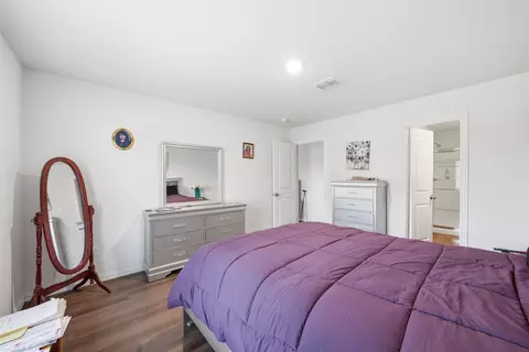 Bedroom - 1007 E Calhoun Ave, Waco, TX 76704 photo 2 of 2