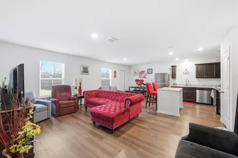 Living - 1007 E Calhoun Ave, Waco, TX 76704 photo 1 of 1
