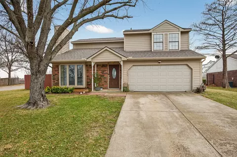3656 Fairview Dr, Corinth, TX 76210