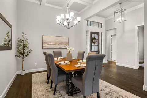 Dining - 329 Nora Ln, Argyle, TX 76226 photo 2 of 3