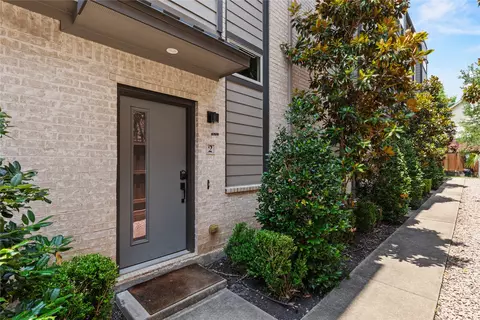 5909 Ross Ave #2, Dallas, TX 75206