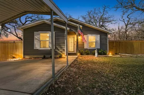 1337 Fox Hollow Ct, Pelican Bay, TX 76020