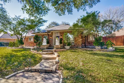 2013 Diamond Oaks Dr, Garland, TX 75044