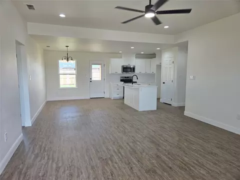 268 Waterloo Dr, Abilene, TX 79602 photo 2