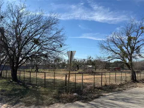 2523 N Main Blvd, Brownwood, TX 76801