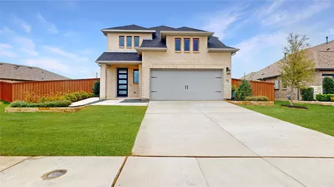 3922 Hometown Blvd, Forney, TX 75126