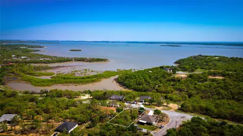0000 Shady Oaks Dr, Runaway Bay, TX 76426