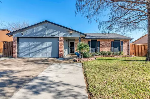 6428 Wakefield Rd, North Richland Hills, TX 76182