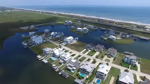 4503 S Sunset Bay, Galveston, TX 77554