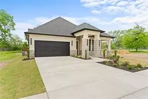 Exterior - 504 Stallings St, Terrell, TX 75160 photo 2 of 3