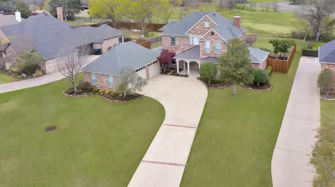 709 Country Club Dr, Heath, TX 75032