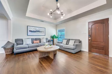 2619 Kingston St, Dallas, TX 75211