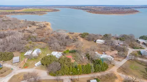 View/Area - 216 Broken Arrow, Comanche, TX 76442 photo 3 of 8