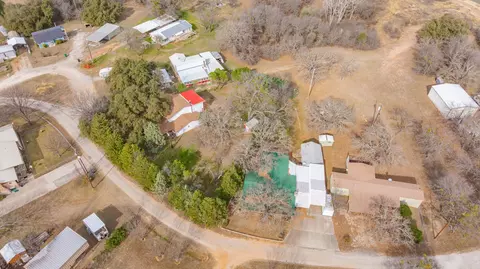 View/Area - 216 Broken Arrow, Comanche, TX 76442 photo 5 of 8