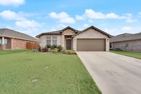 1202 Holly St, Cleburne, TX 76033