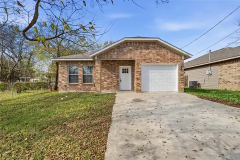 4104 Gordon St, Greenville, TX 75401