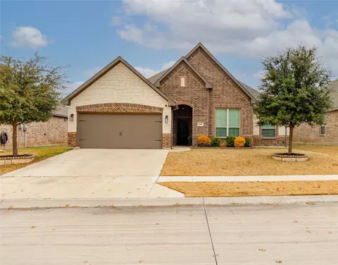 161 Windy Glen Dr, Decatur, TX 76234