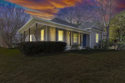 1200 N 4th St, Waco, TX 76707