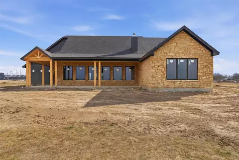 7001 Old Mcgregor-crawford Rd, Crawford, TX 76638