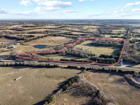 285 County Road 4230, Bonham, TX 75418