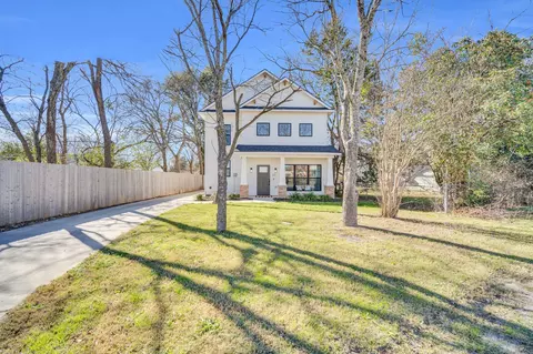 512 E Parks Ave, Waxahachie, TX 75165
