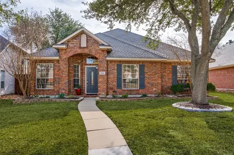 9104 Couples Dr, Plano, TX 75025