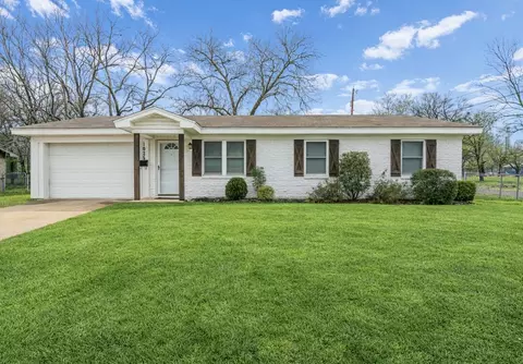 1025 5th St SW, Paris, TX 75460