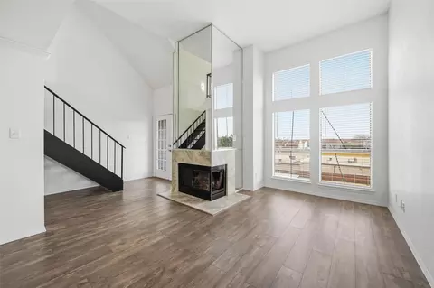 3410 W Country Club Dr #293, Irving, TX 75038