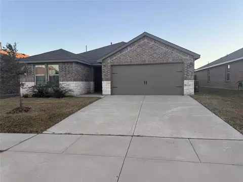 2940 Lawson Dr, Royse City, TX 75189