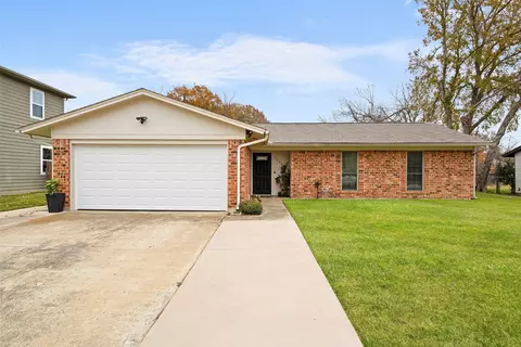 3304 Huisache St, Denton, TX 76209